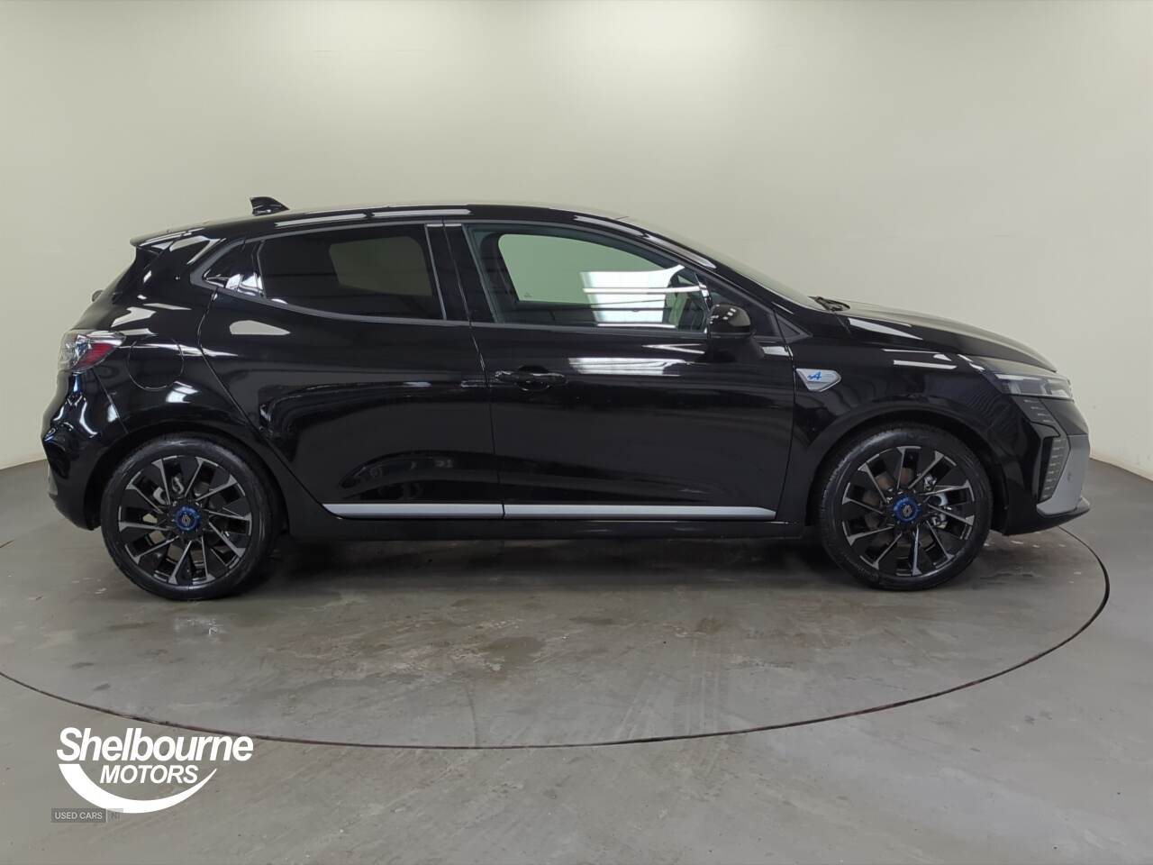Jul 2024 Renault Clio 1.6 E-TECH full hybrid 145 Esprit Alpine 5dr Auto