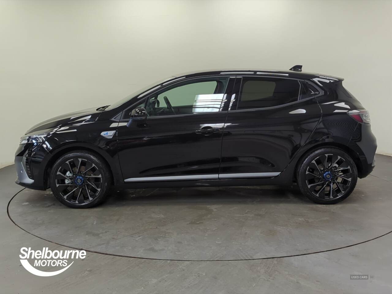 Jul 2024 Renault Clio 1.6 E-TECH full hybrid 145 Esprit Alpine 5dr Auto