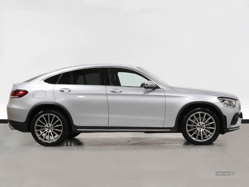 Jan 2023 Mercedes-Benz GLC GLC 300d 4Matic AMG Line Premium 5dr 9G-Tronic