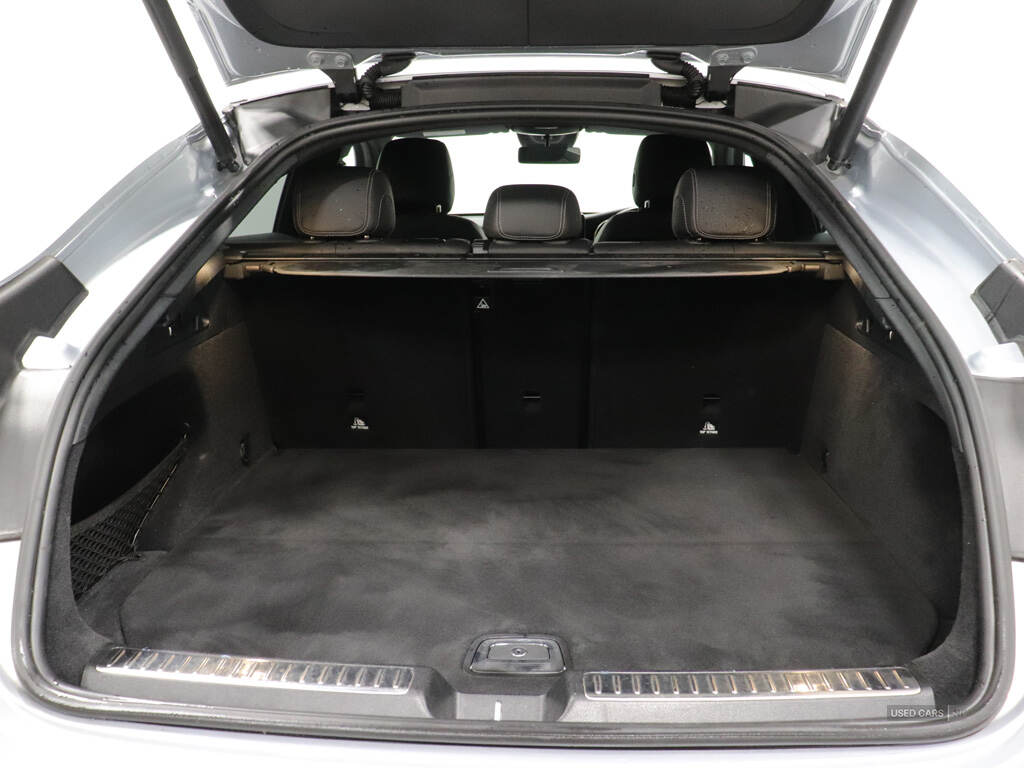 Jan 2023 Mercedes-Benz GLC GLC 300d 4Matic AMG Line Premium 5dr 9G-Tronic