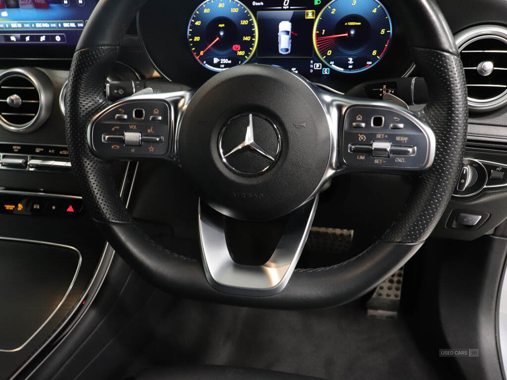 Jan 2023 Mercedes-Benz GLC GLC 300d 4Matic AMG Line Premium 5dr 9G-Tronic
