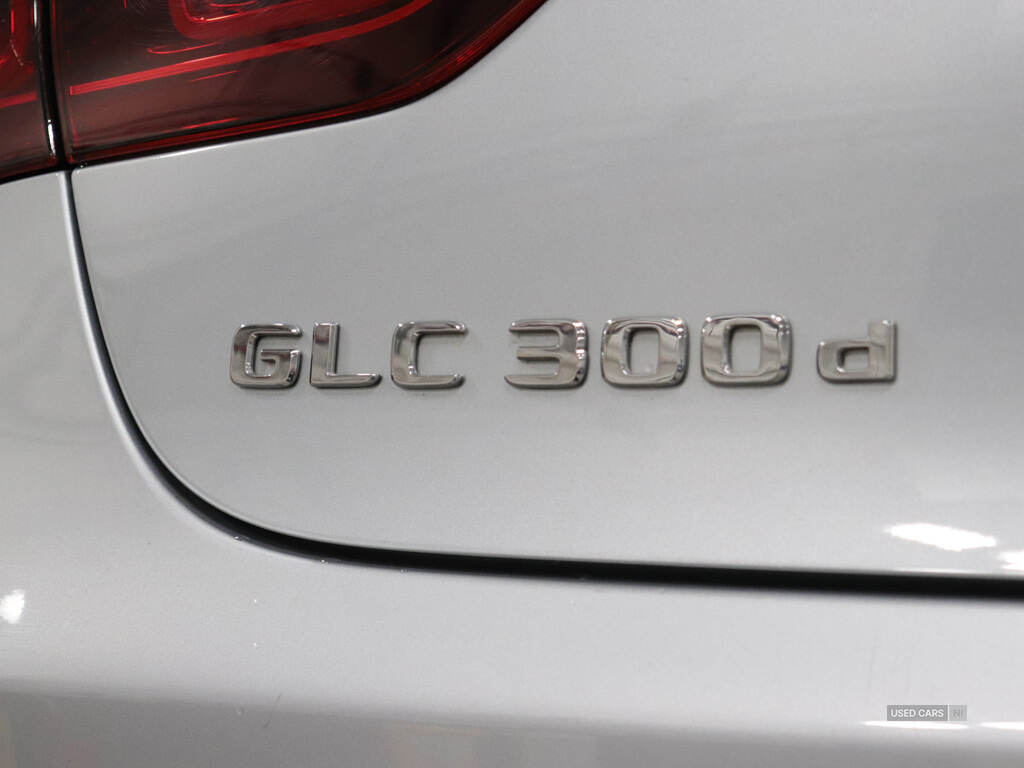 Jan 2023 Mercedes-Benz GLC GLC 300d 4Matic AMG Line Premium 5dr 9G-Tronic
