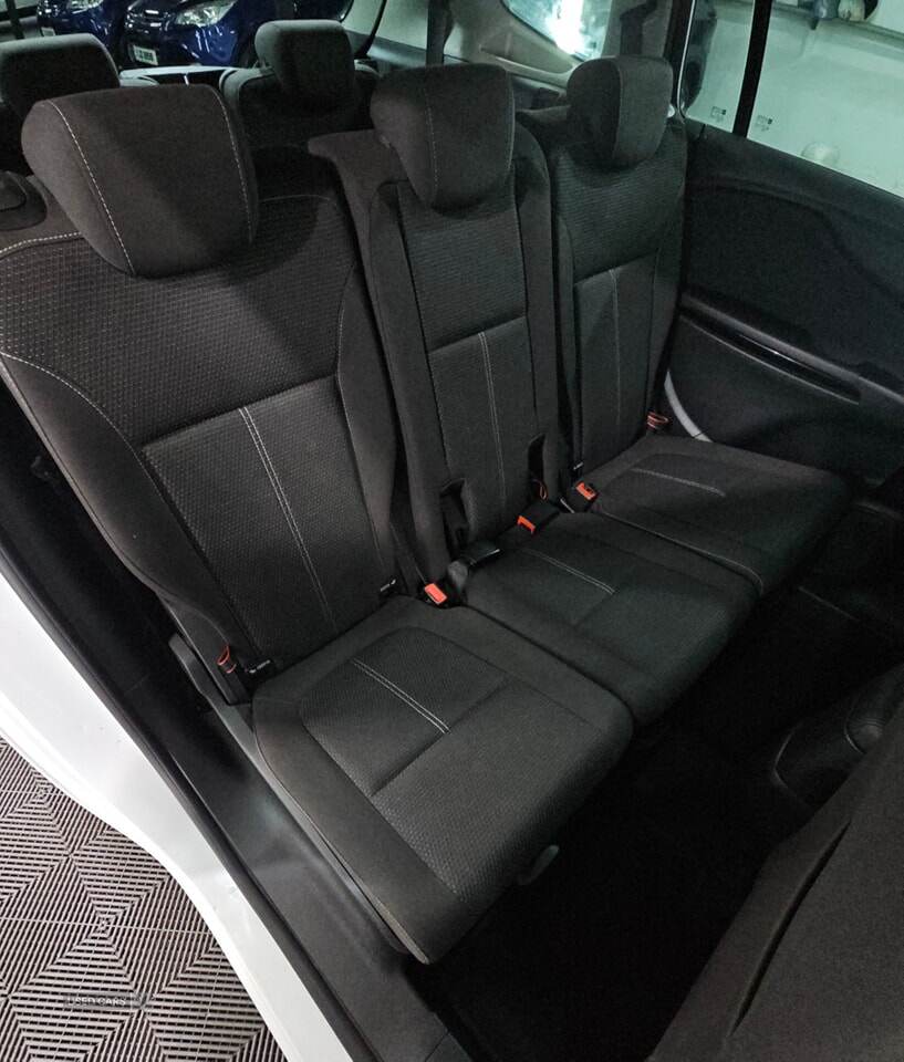 Jul 2014 Vauxhall Zafira 2.0 CDTi [165] SRi 5dr [non Start Stop]
