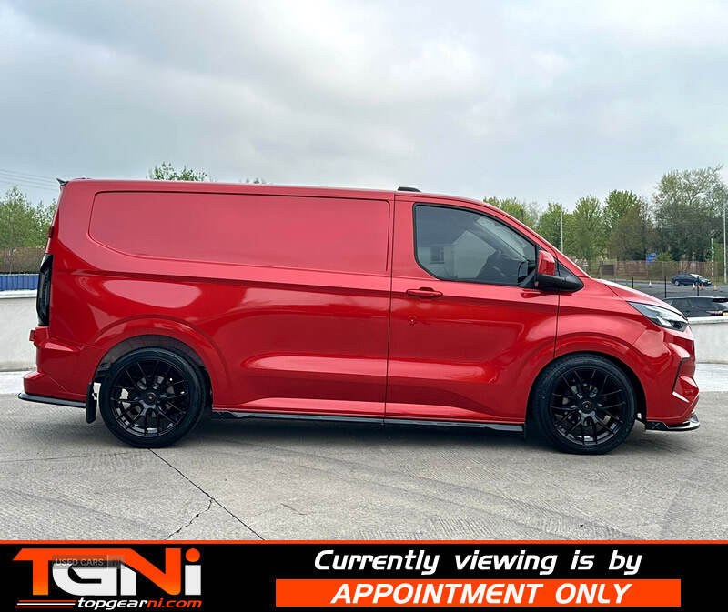 Apr 2024 Ford Transit Custom 2.0 EcoBlue 136ps H1 Van Limited