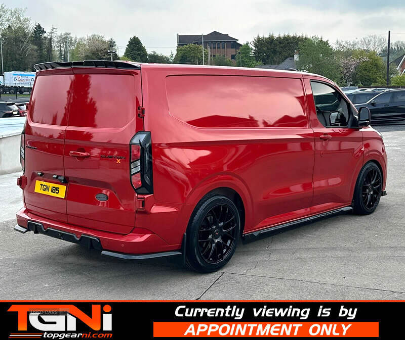 Apr 2024 Ford Transit Custom 2.0 EcoBlue 136ps H1 Van Limited