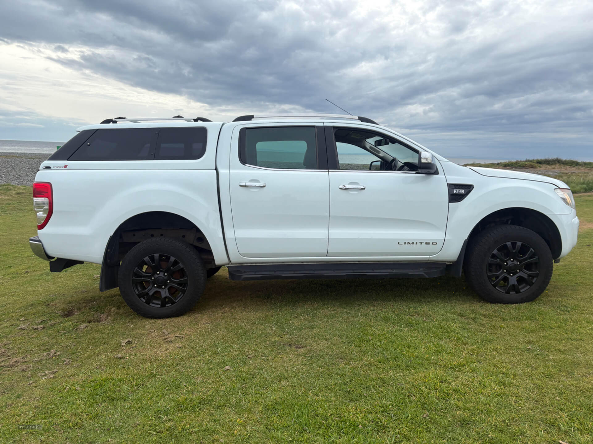 Oct 2014 Ford Ranger Pick Up Double Cab Limited 3.2 TDCi 4WD
