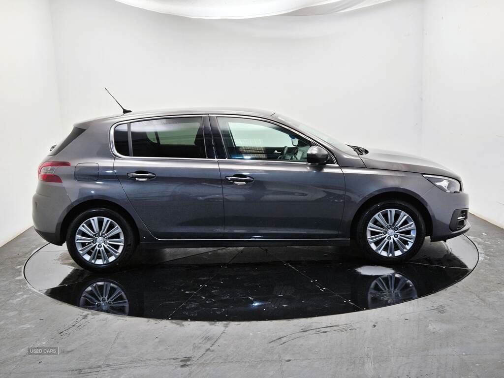 Peugeot 308 DIESEL HATCHBACK in Antrim