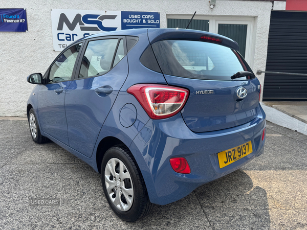 Hyundai i10 HATCHBACK in Down