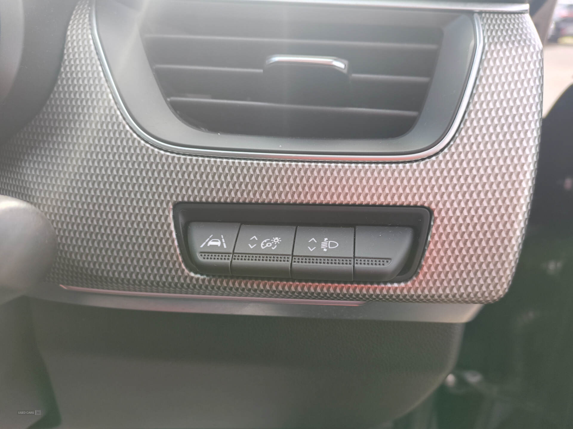 Jun 2022 Renault Arkana 1.6 E-TECH Hybrid 145 S Edition 5dr Auto