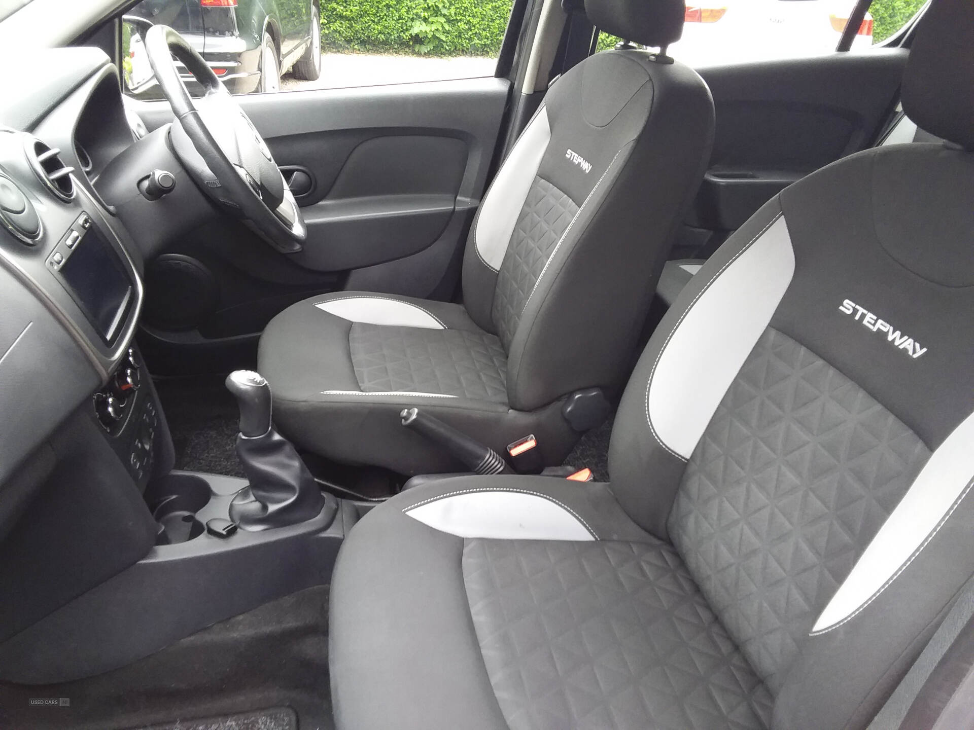 Jul 2014 Dacia Sandero Stepway 0.9 TCe Laureate 5dr