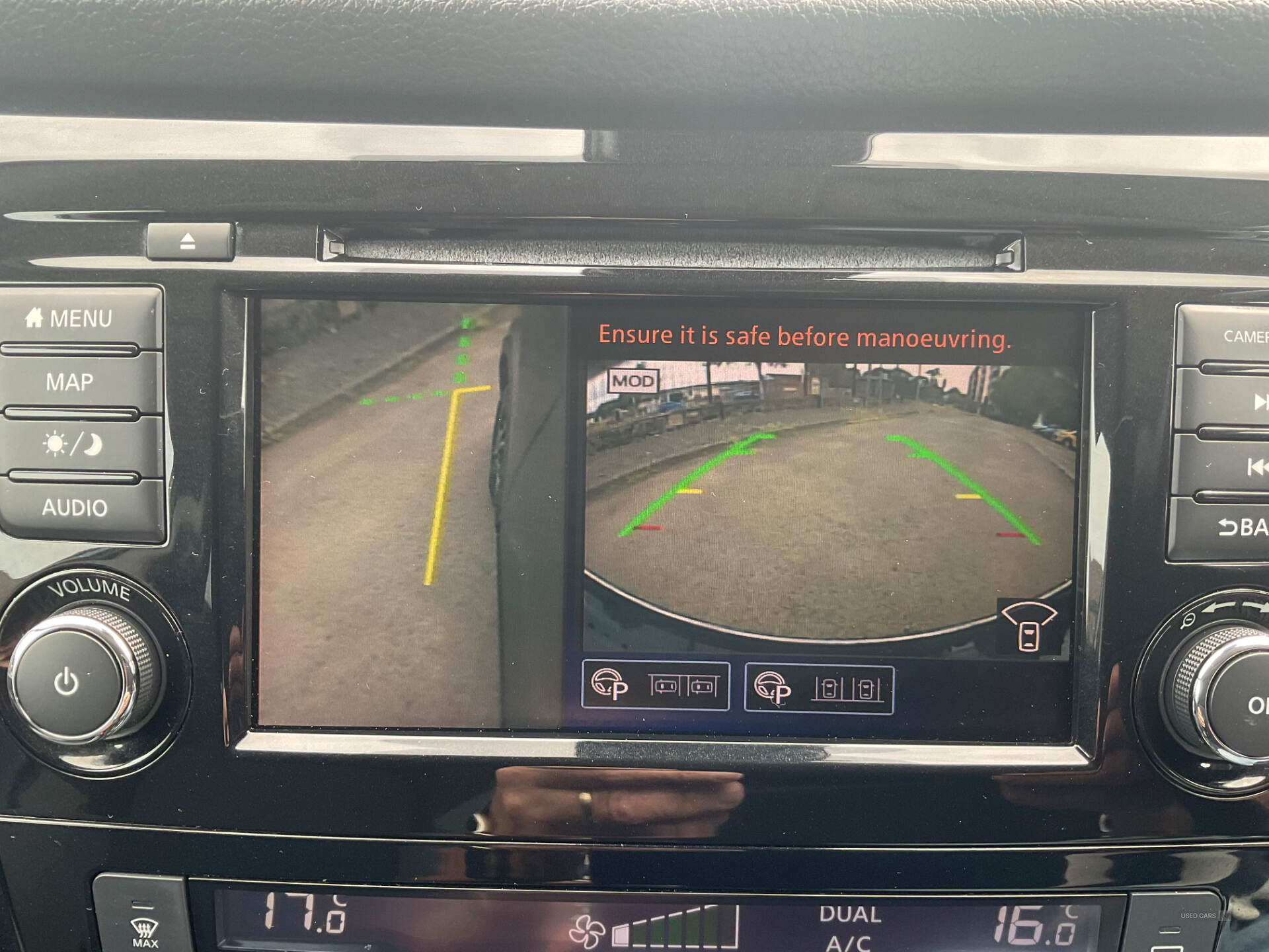 Nissan Qashqai DIESEL HATCHBACK in Antrim