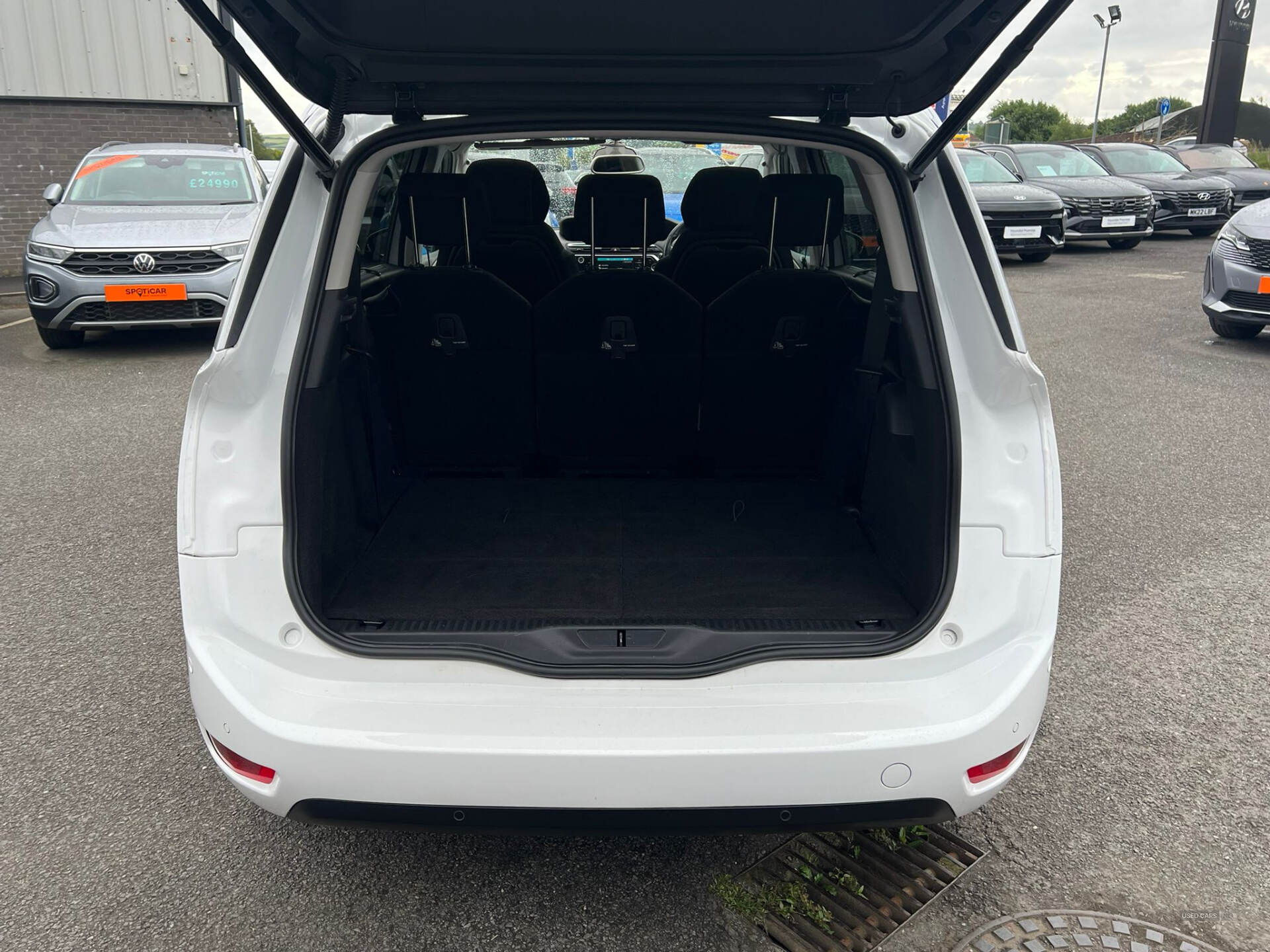 Dec 2020 Citroen Grand C4 SpaceTourer 1.5 BlueHDi 130 Flair Plus 5dr EAT8