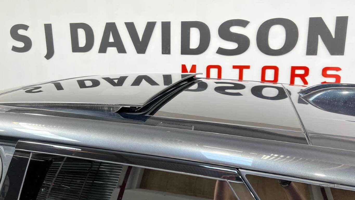 Jan 2023 Land Rover Range Rover Sport 3.0 D300 Dynamic SE 5dr Auto