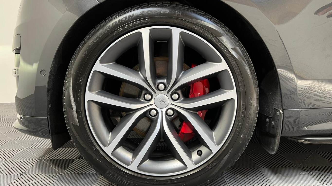 Jan 2023 Land Rover Range Rover Sport 3.0 D300 Dynamic SE 5dr Auto