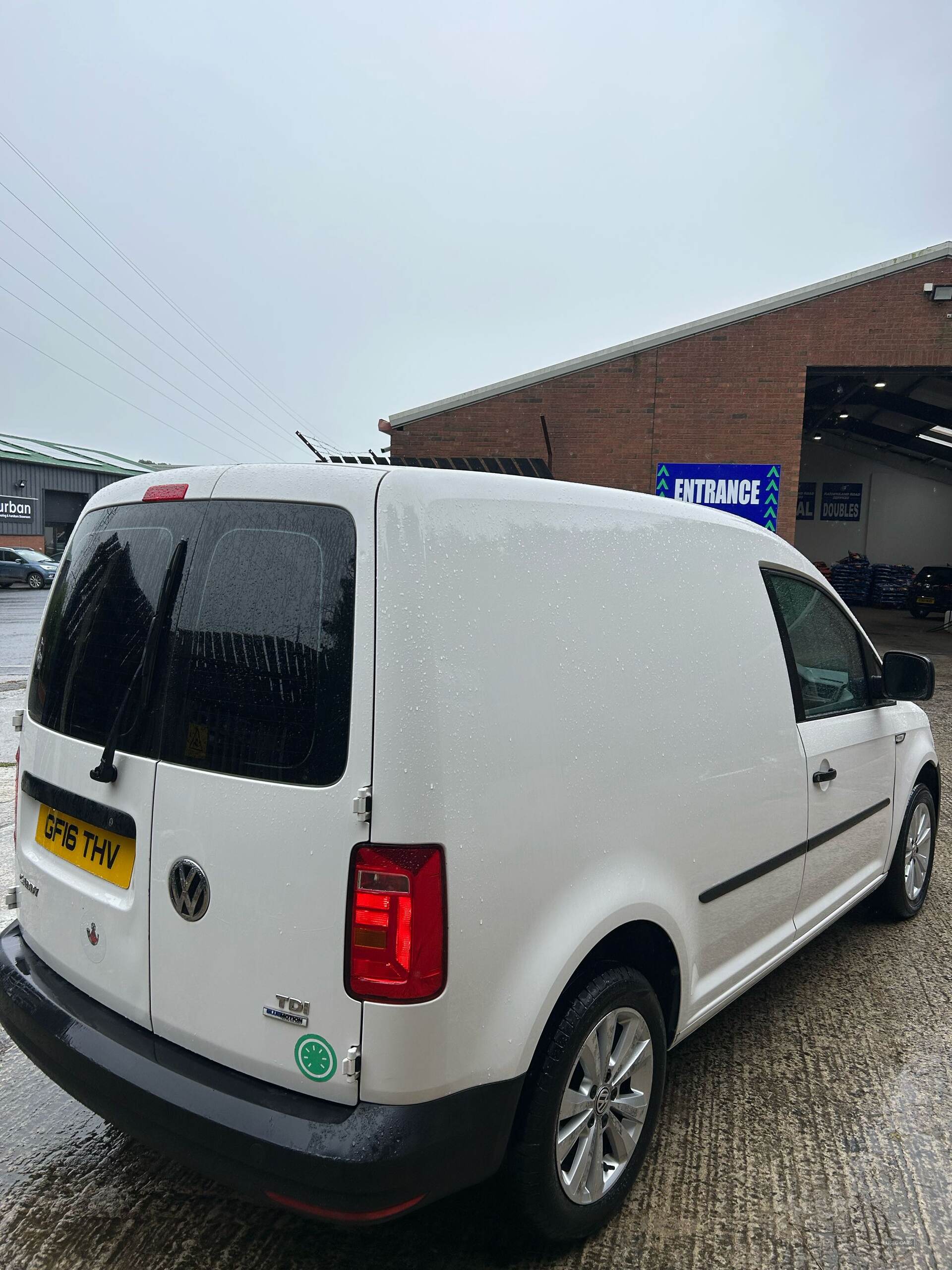 Apr 2016 Volkswagen Caddy 2.0 TDI BlueMotion Tech 102PS Startline Van