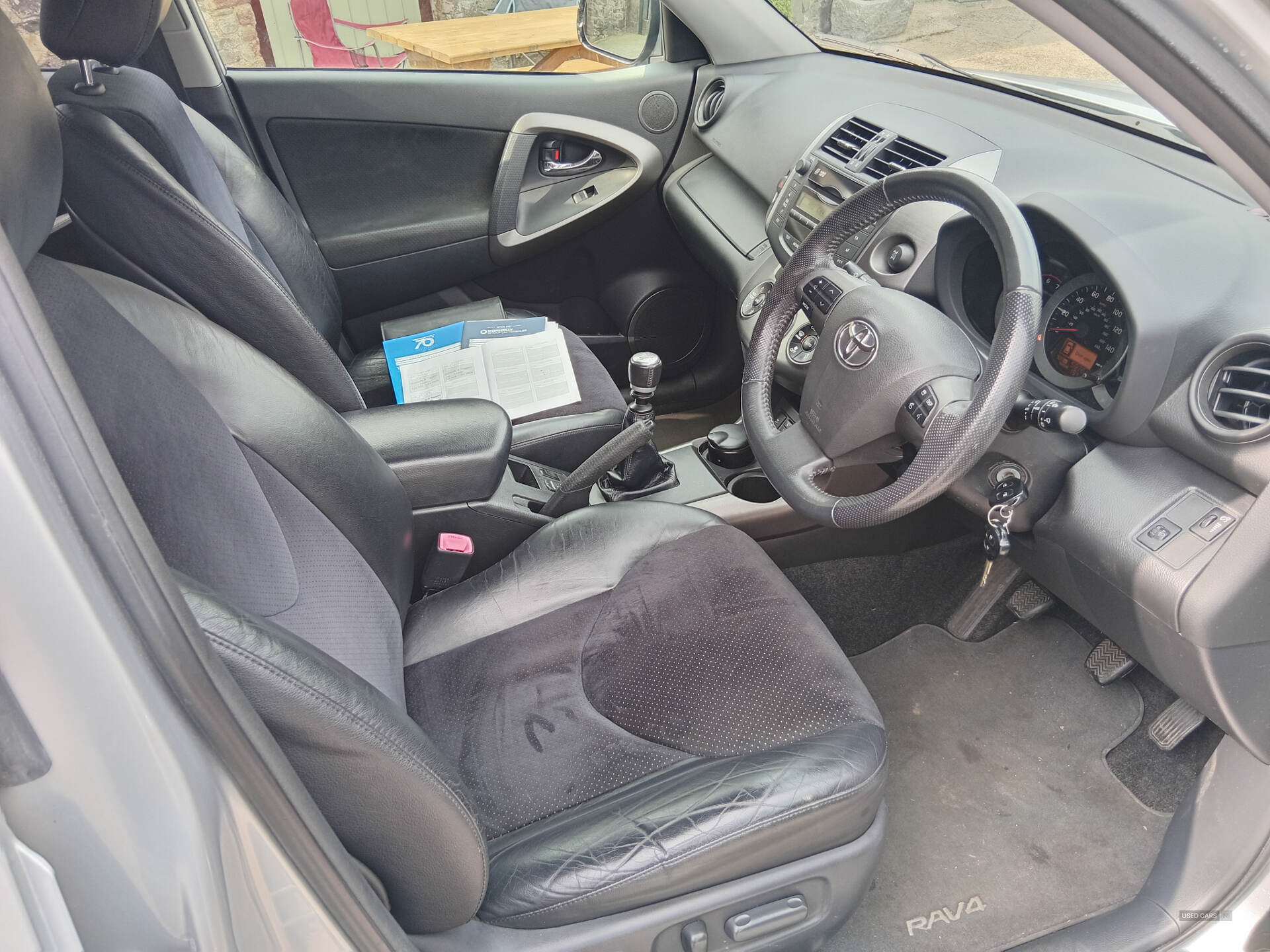 Dec 2010 Toyota RAV4 2.2 D-4D XT-R 5dr