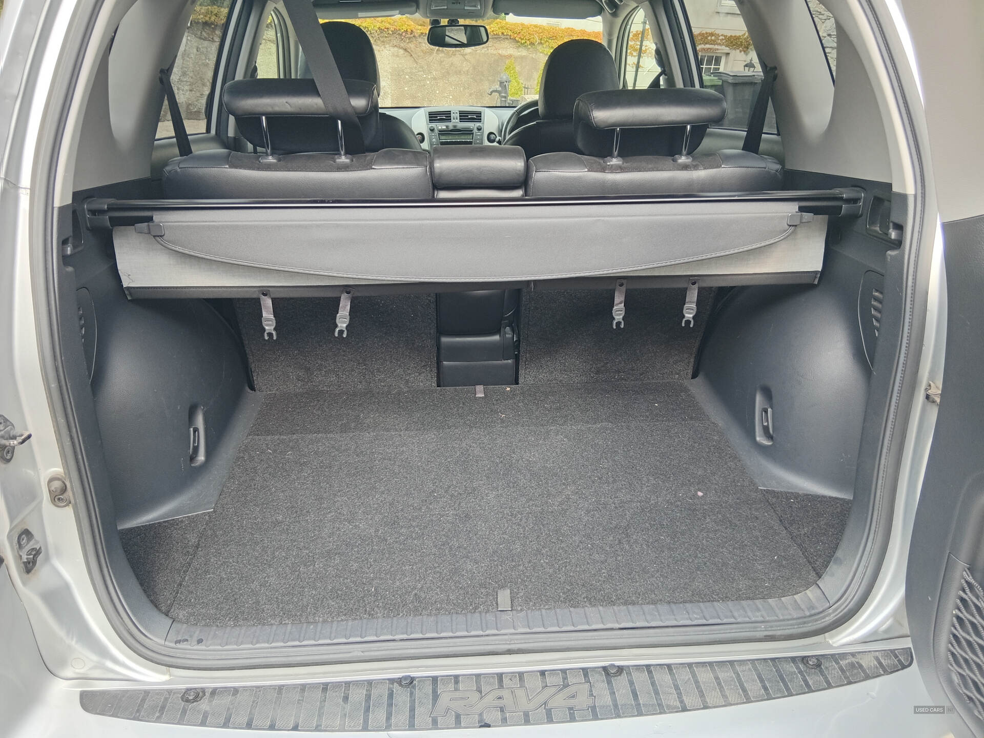 Dec 2010 Toyota RAV4 2.2 D-4D XT-R 5dr