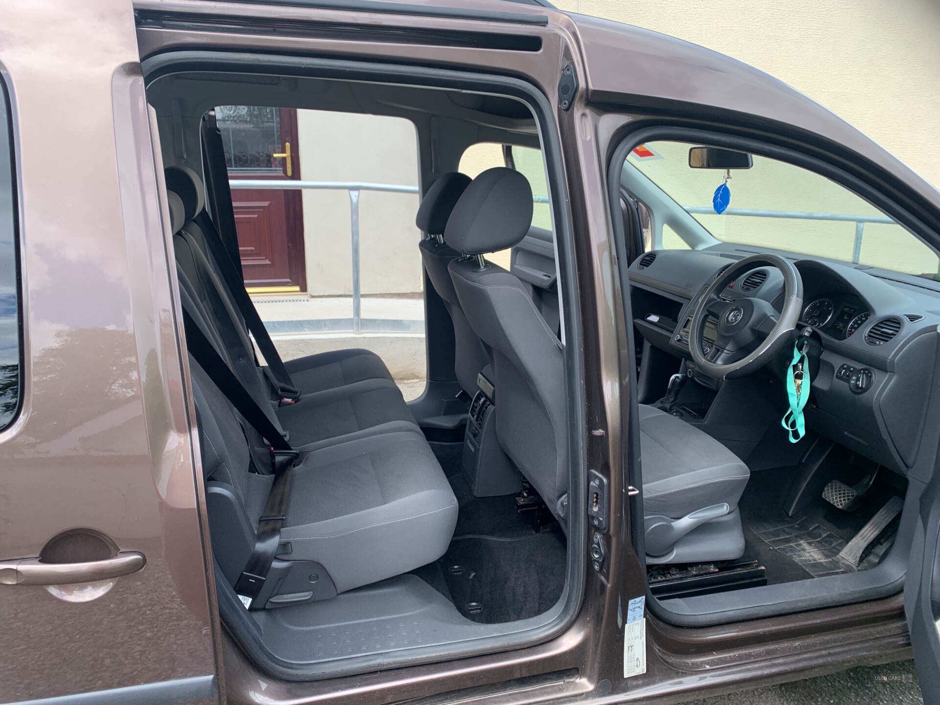 Feb 2015 Volkswagen Caddy Maxi 1.6 TDI 5dr DSG