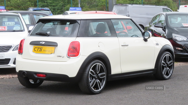 MINI Hatch DIESEL in Derry / Londonderry