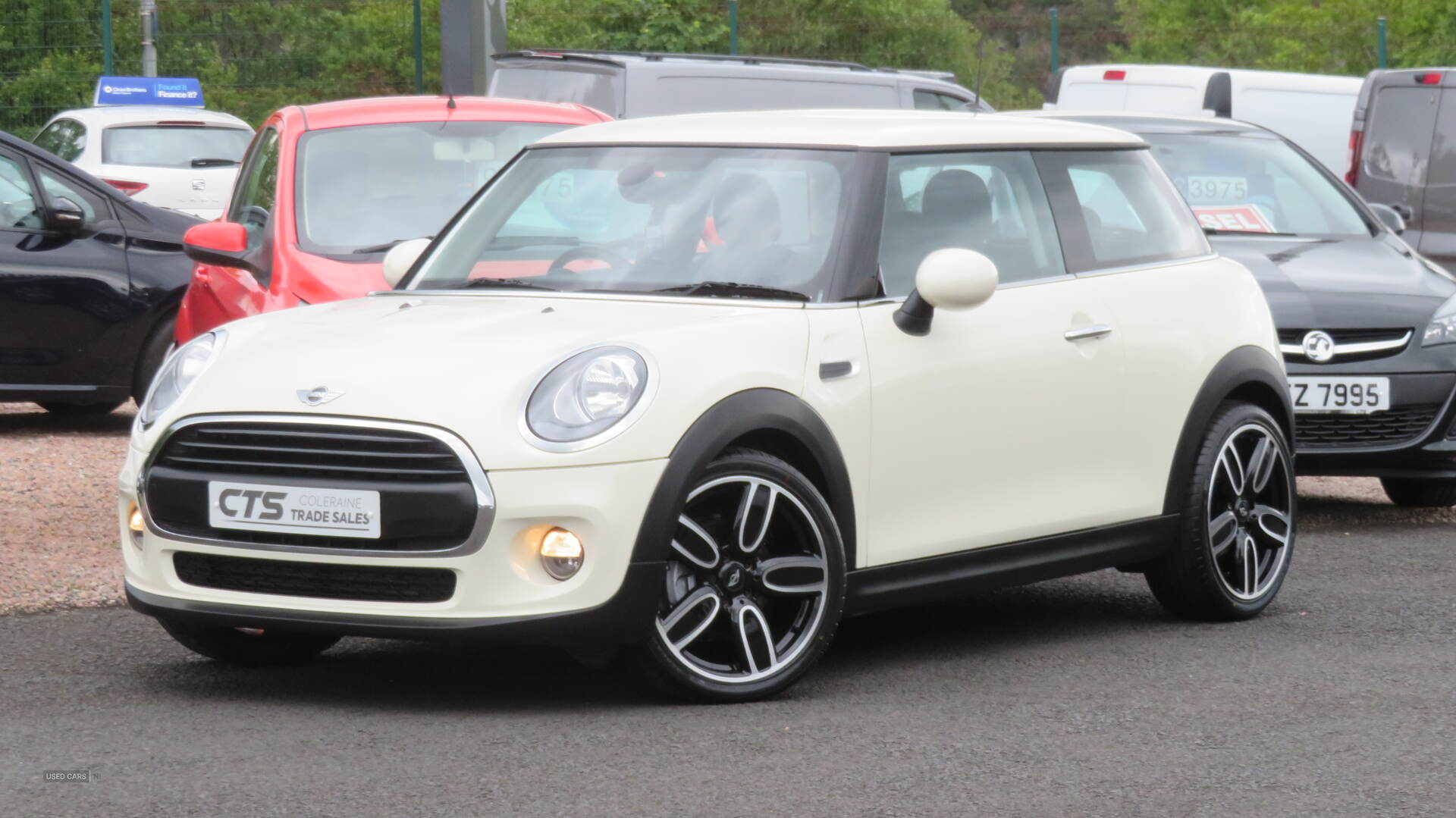 MINI Hatch DIESEL in Derry / Londonderry