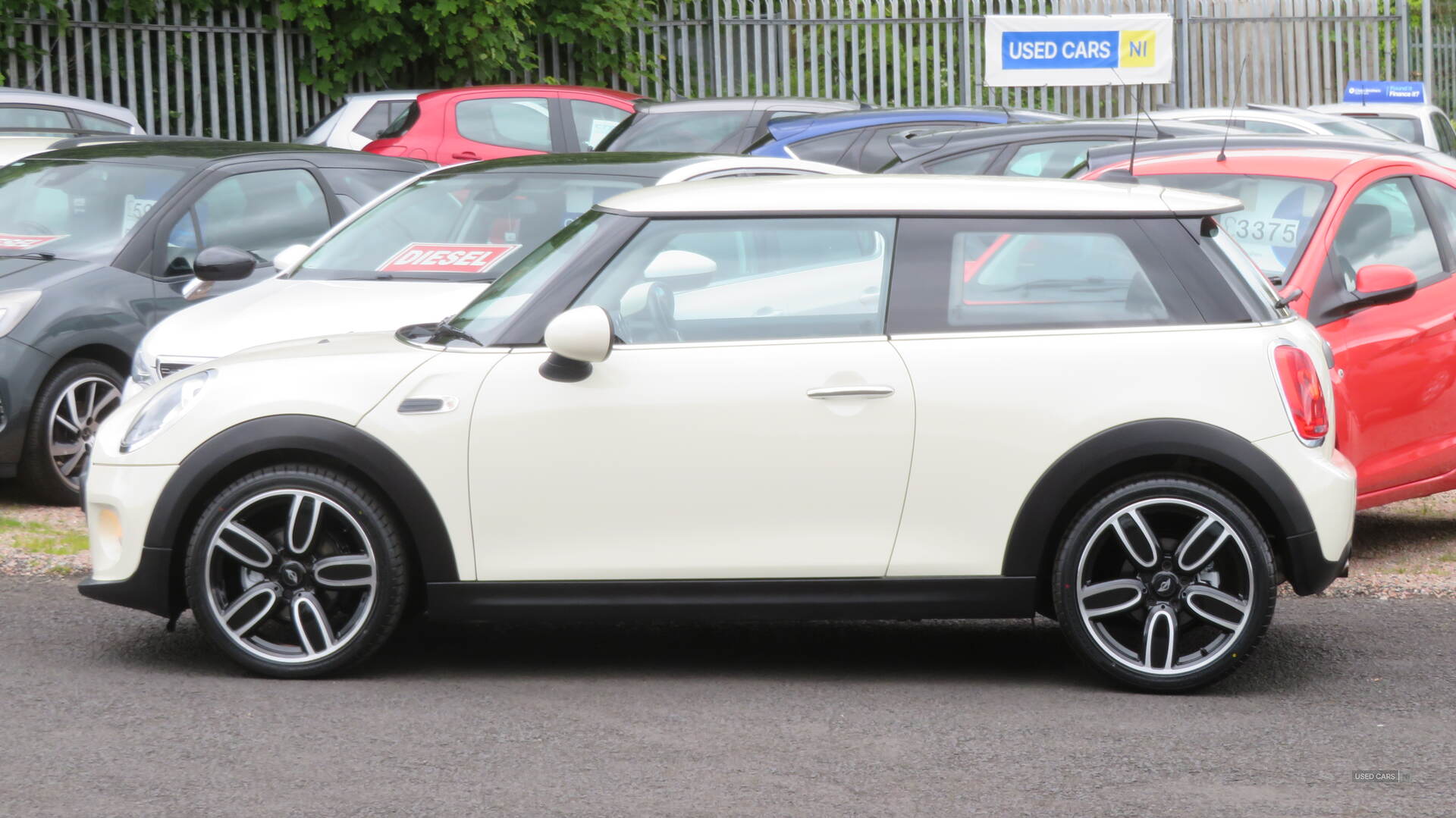 MINI Hatch DIESEL in Derry / Londonderry