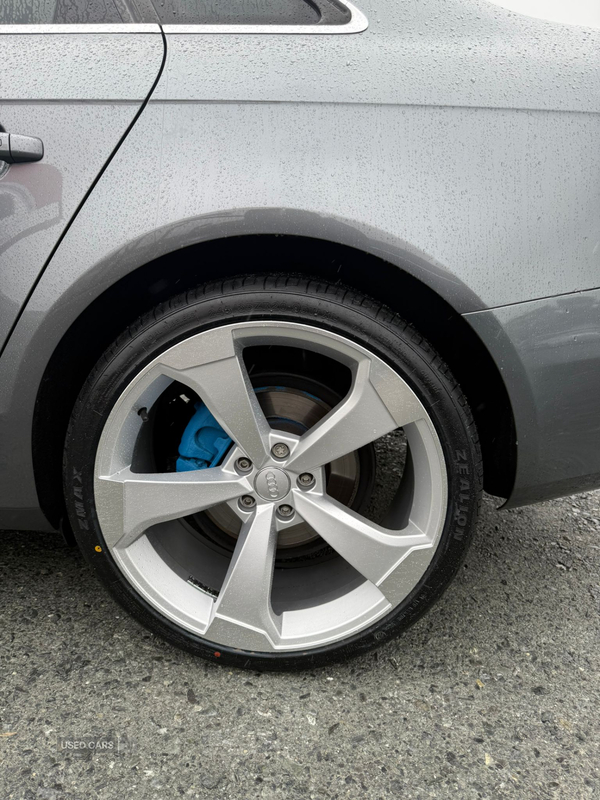 Audi A4 DIESEL SALOON in Down