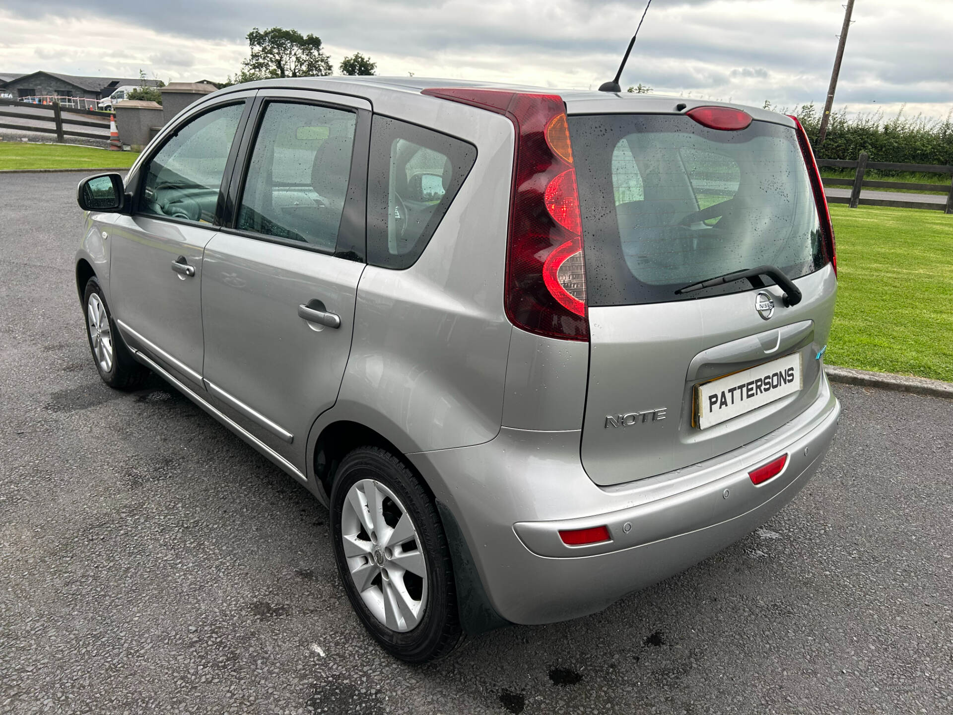 Apr 2011 Nissan Note 1.4 Acenta 5dr
