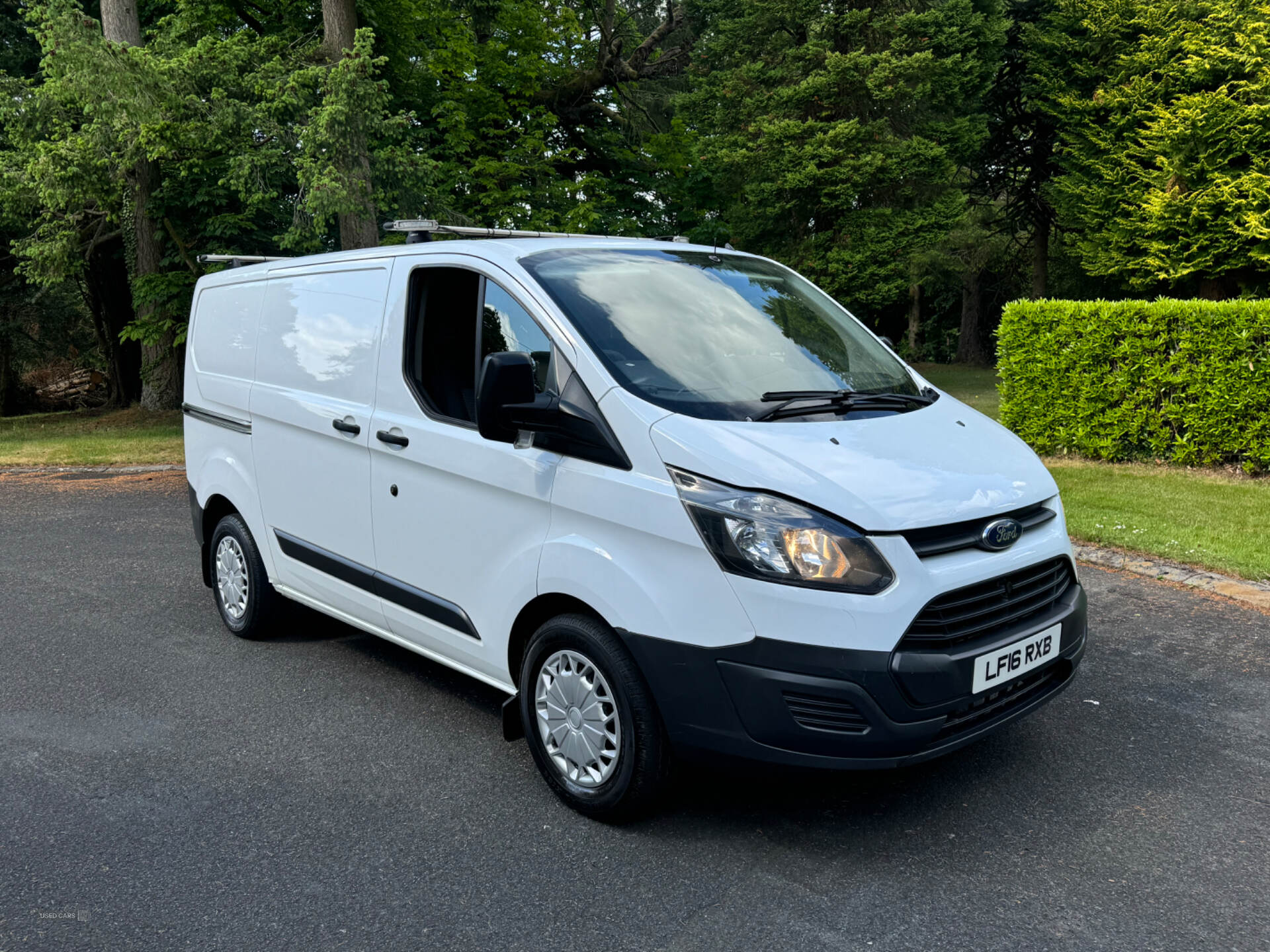 Apr 2016 Ford Transit Custom 2.2 TDCi 100ps Low Roof Van ECOnetic
