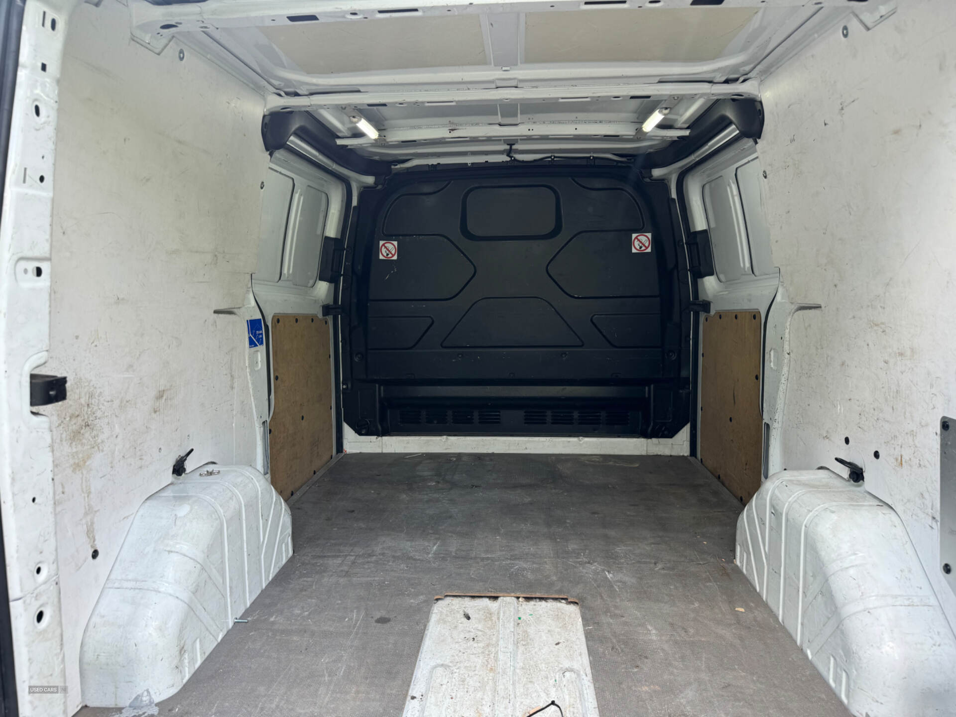 Apr 2016 Ford Transit Custom 2.2 TDCi 100ps Low Roof Van ECOnetic