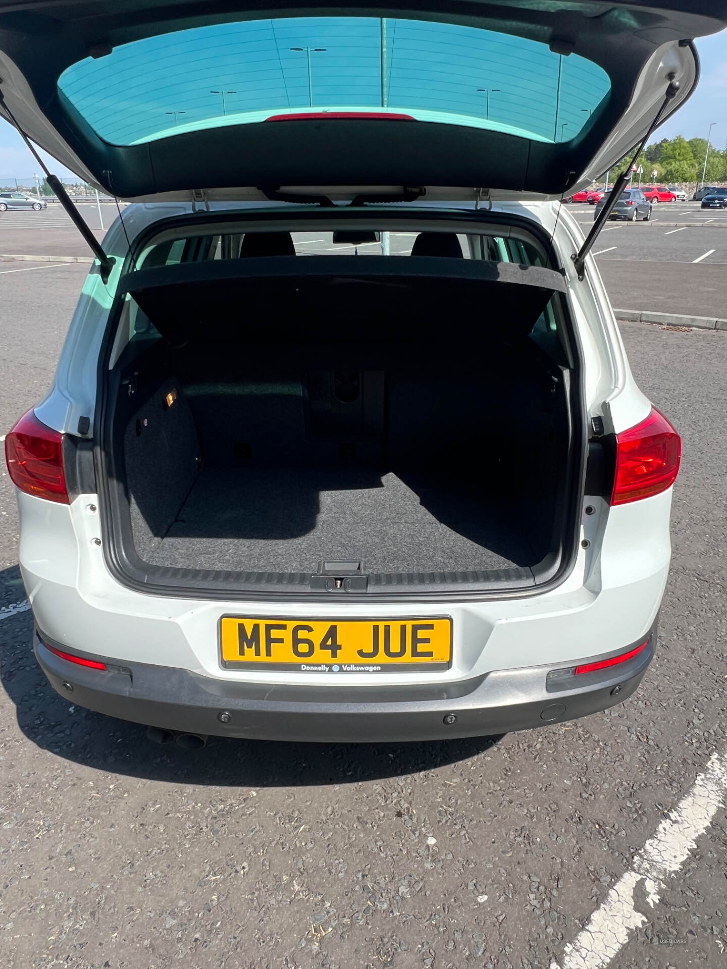 Sep 2014 Volkswagen Tiguan 2.0 TDi BlueMotion Tech Match 5dr DSG