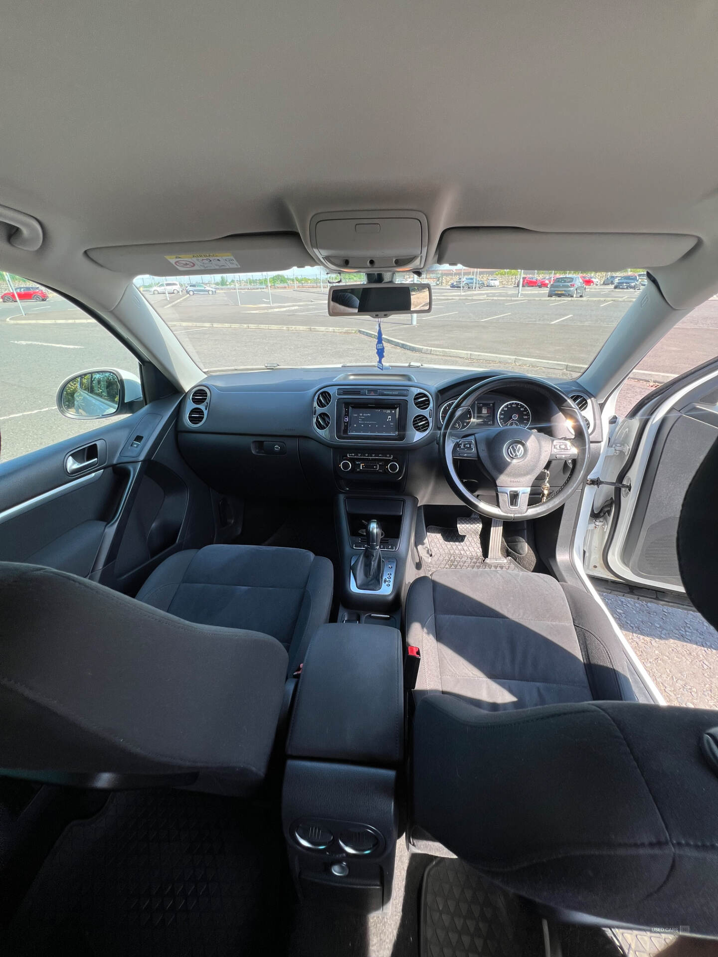 Sep 2014 Volkswagen Tiguan 2.0 TDi BlueMotion Tech Match 5dr DSG