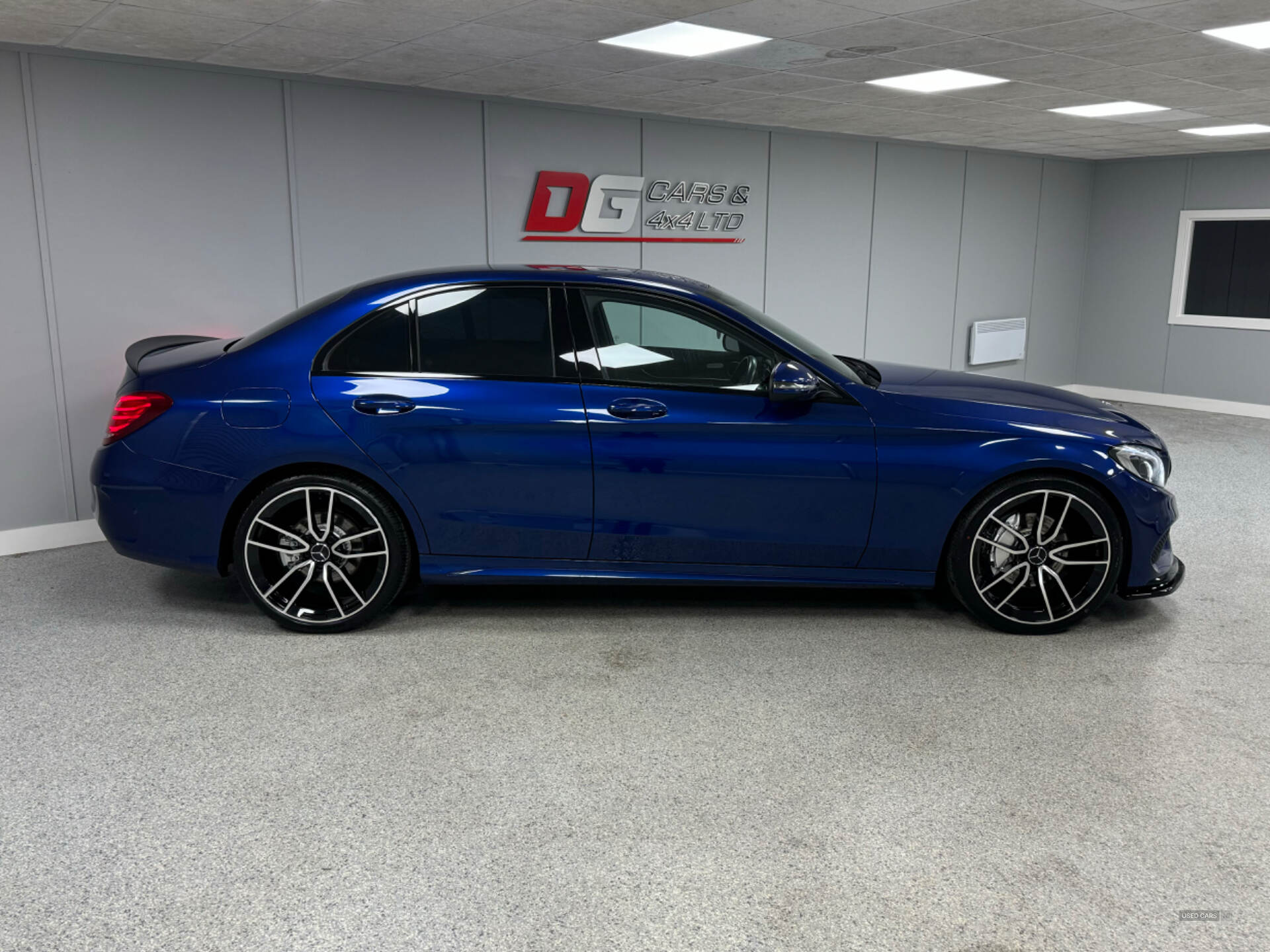 Jun 2017 Mercedes C-Class C220d AMG Line 4dr 9G-Tronic