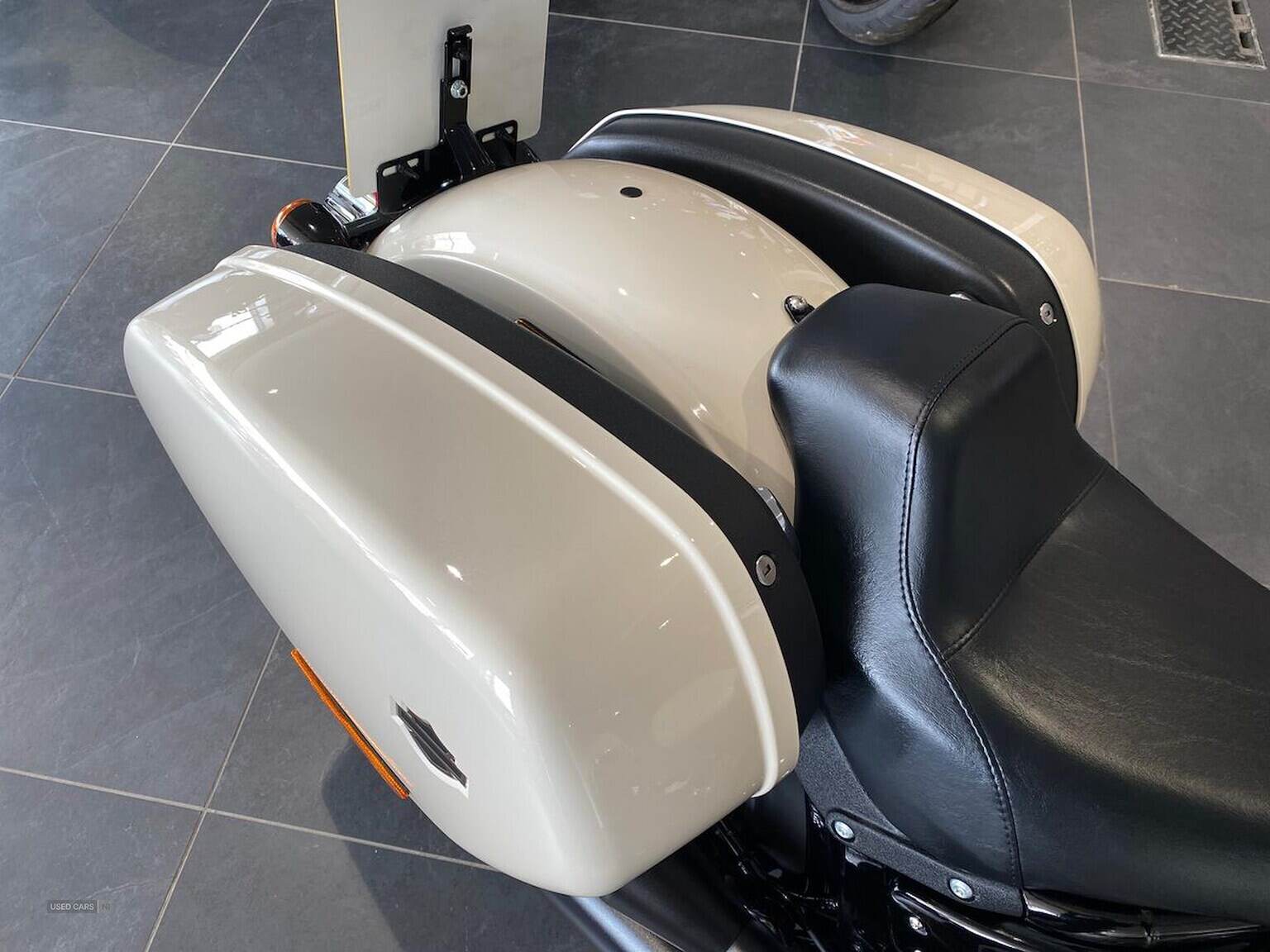2023 Harley-Davidson LOW Fxlrst Colour Option (23My)