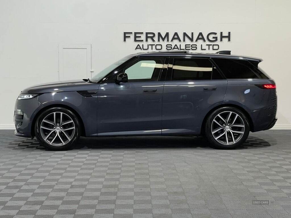 Sep 2023 Land Rover Range Rover Sport 3.0 D300 Dynamic SE 5dr Auto