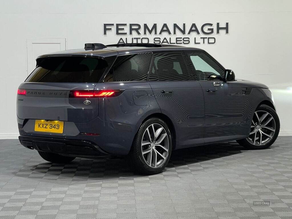 Sep 2023 Land Rover Range Rover Sport 3.0 D300 Dynamic SE 5dr Auto