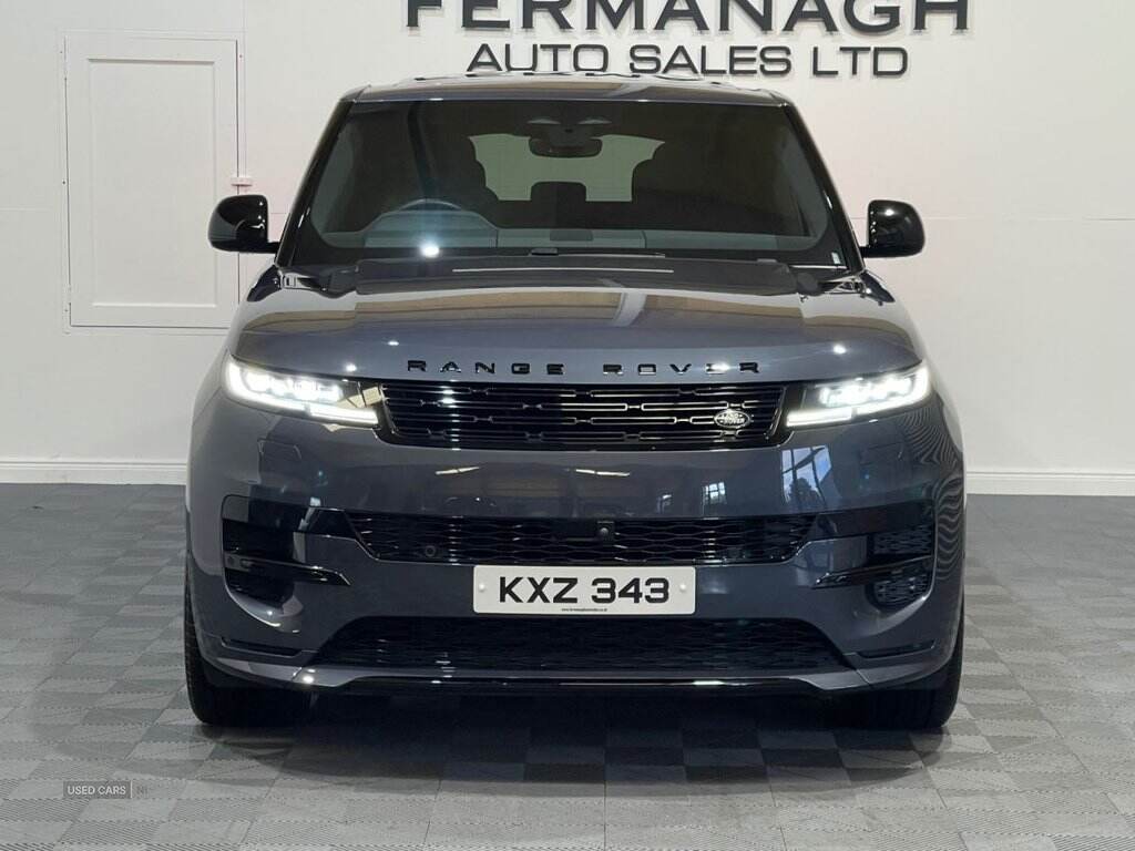 Sep 2023 Land Rover Range Rover Sport 3.0 D300 Dynamic SE 5dr Auto