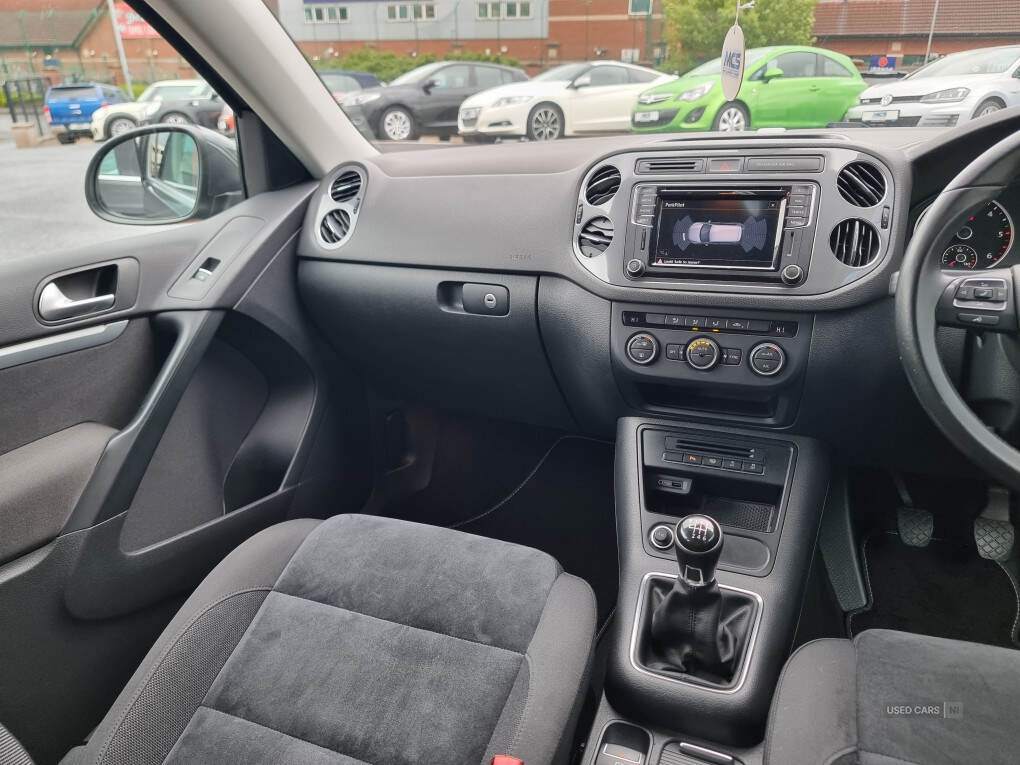 Sep 2015 Volkswagen Tiguan 2.0 TDi BlueMotion Tech Match 150 5dr [2WD]