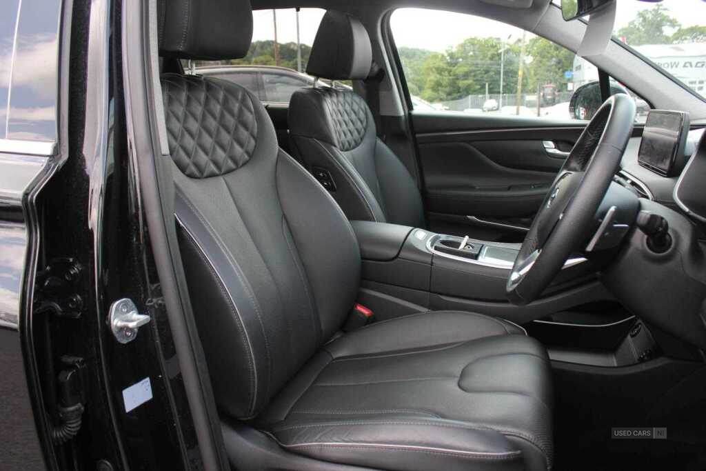 Jun 2021 Hyundai Santa Fe 1.6 TGDi Hybrid Ultimate 5dr 4WD Auto