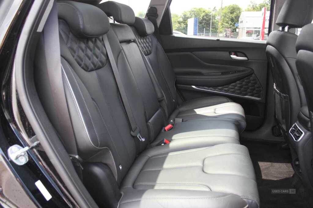 Jun 2021 Hyundai Santa Fe 1.6 TGDi Hybrid Ultimate 5dr 4WD Auto
