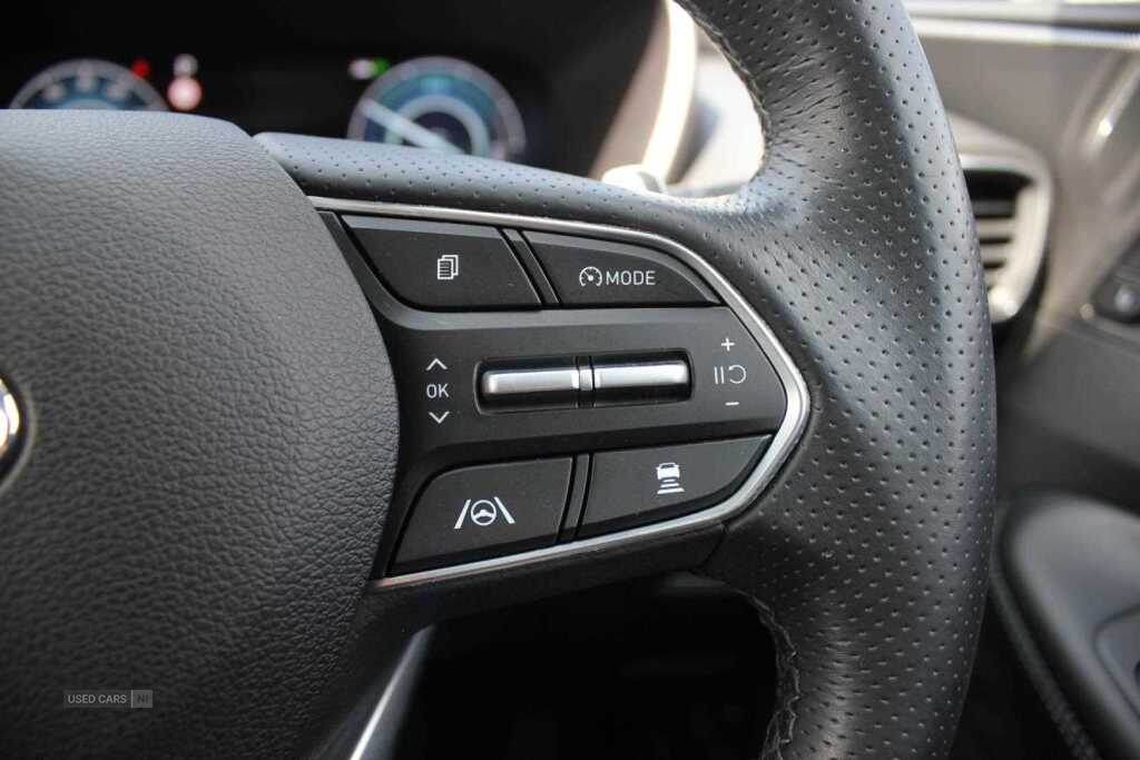Jun 2021 Hyundai Santa Fe 1.6 TGDi Hybrid Ultimate 5dr 4WD Auto