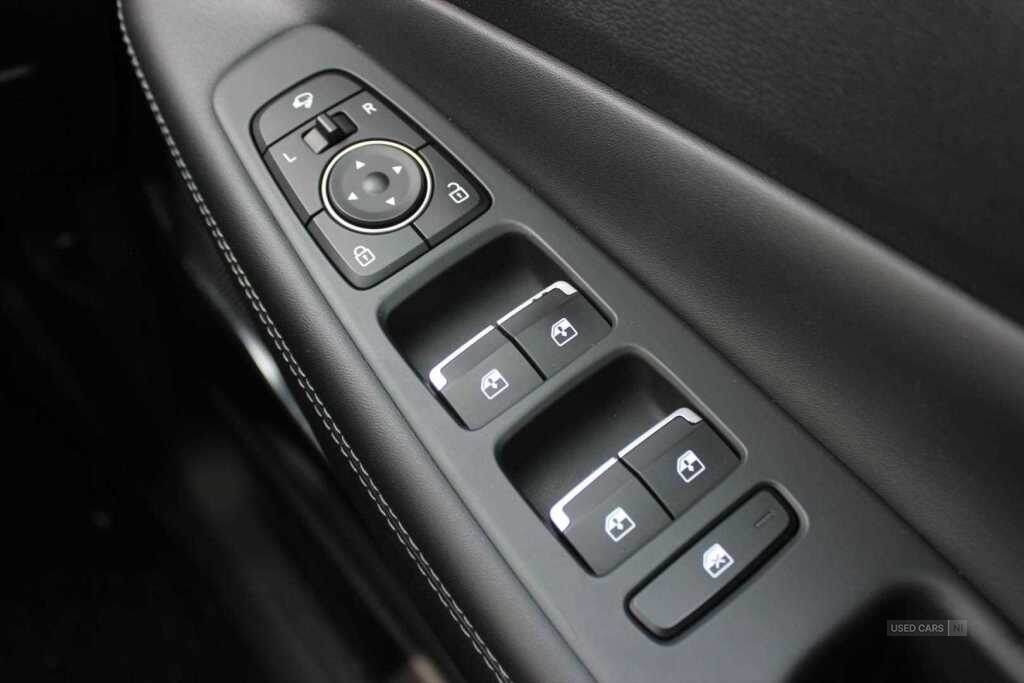 Jun 2021 Hyundai Santa Fe 1.6 TGDi Hybrid Ultimate 5dr 4WD Auto