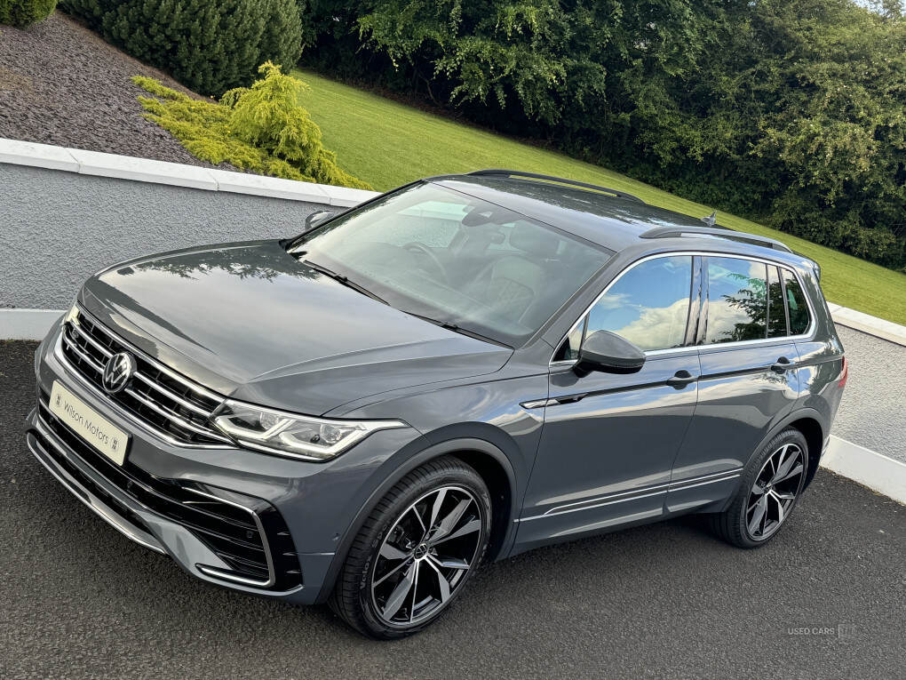Jan 2022 Volkswagen Tiguan 2.0 TDI 4Motion R-Line 5dr DSG