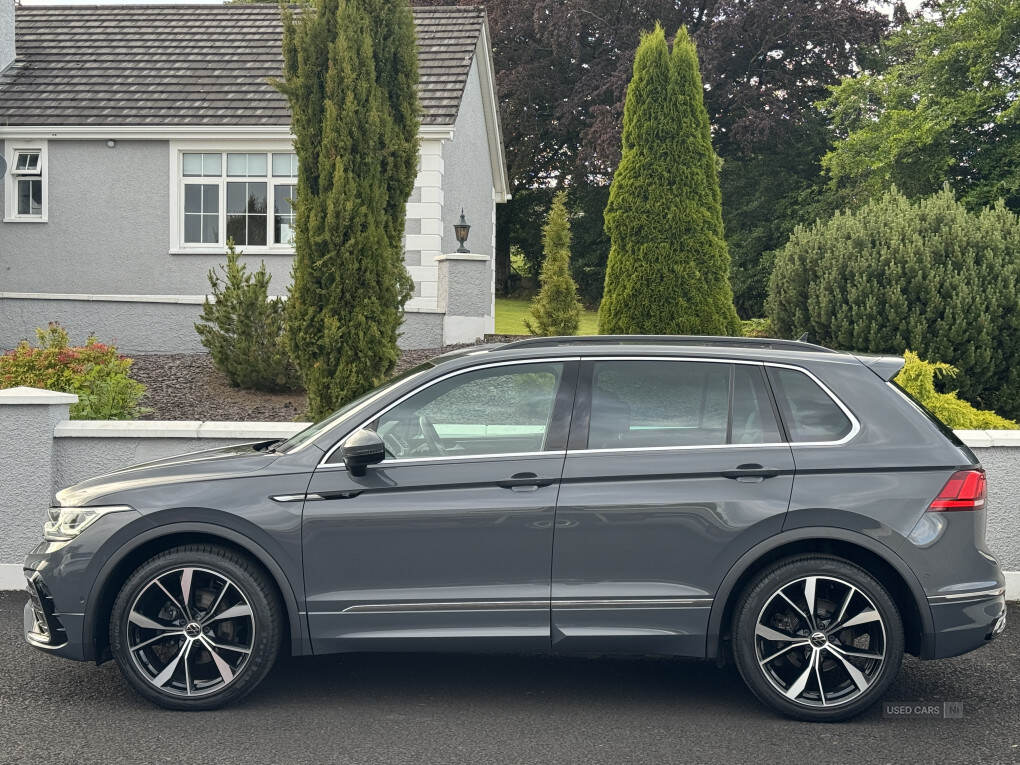 Jan 2022 Volkswagen Tiguan 2.0 TDI 4Motion R-Line 5dr DSG