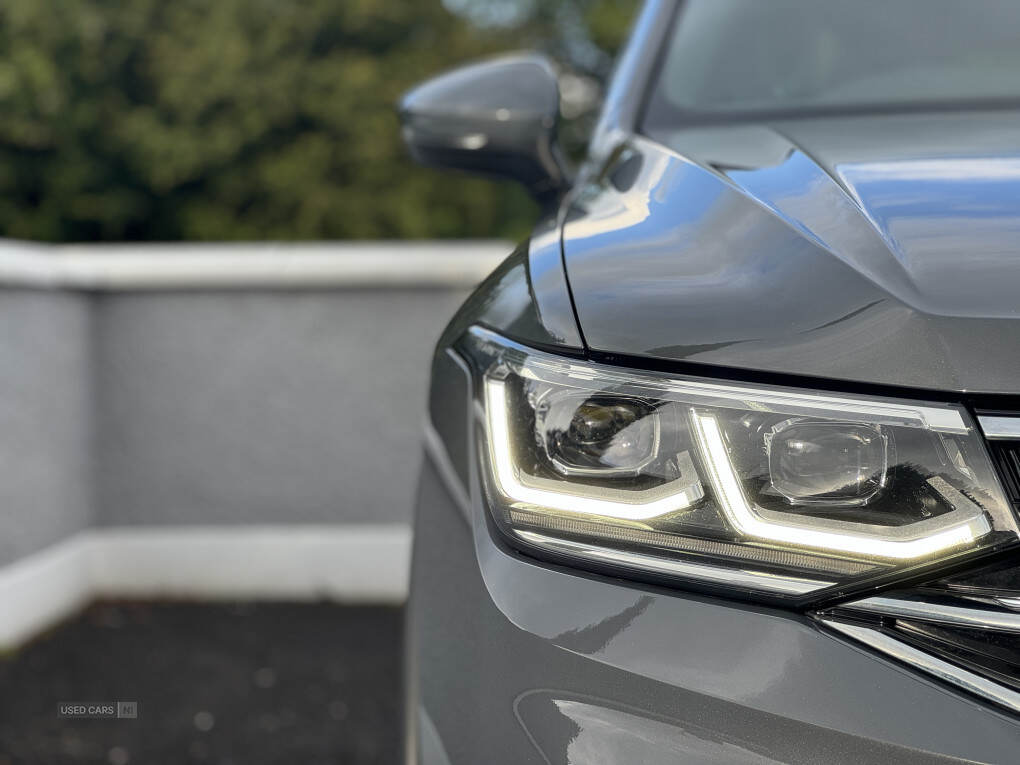 Jan 2022 Volkswagen Tiguan 2.0 TDI 4Motion R-Line 5dr DSG