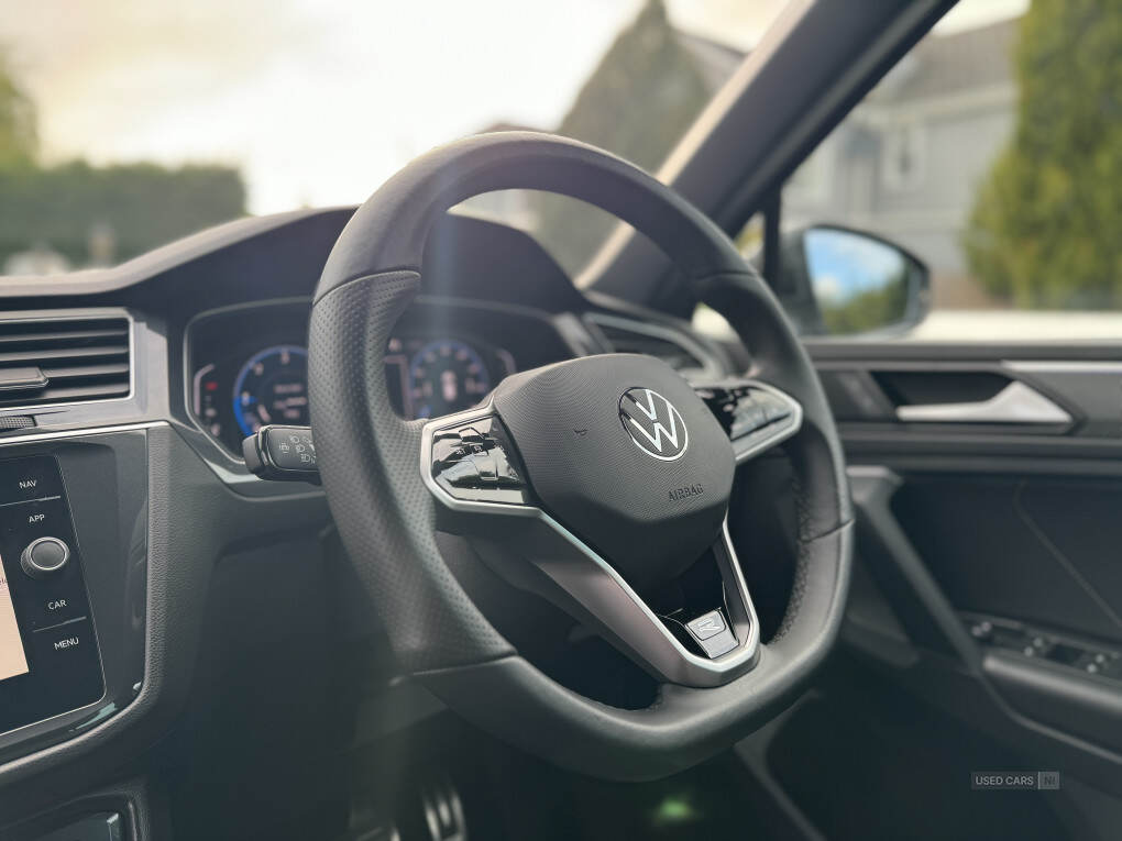 Jan 2022 Volkswagen Tiguan 2.0 TDI 4Motion R-Line 5dr DSG