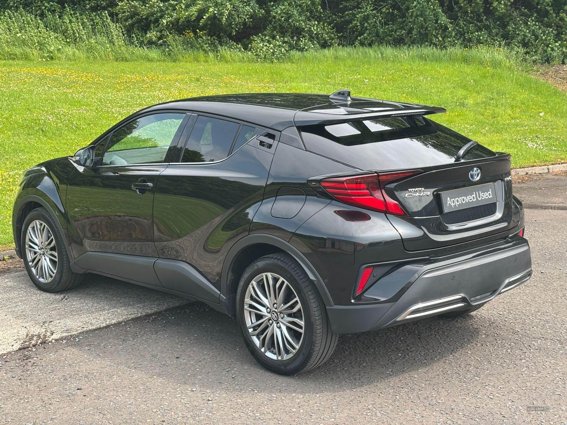 Sep 2023 Toyota C-HR 2.0 Hybrid Excel 5dr CVT