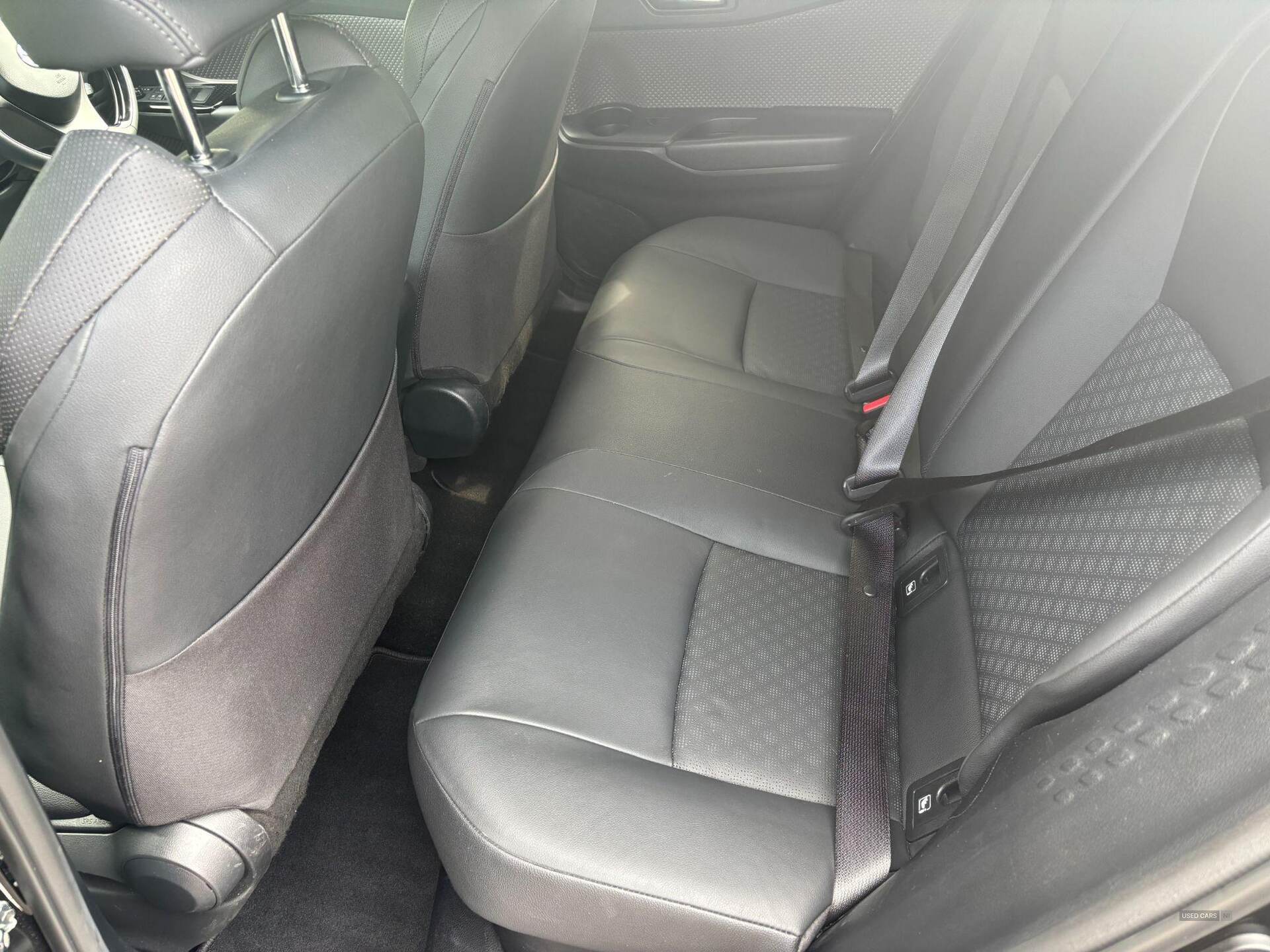 Sep 2023 Toyota C-HR 2.0 Hybrid Excel 5dr CVT