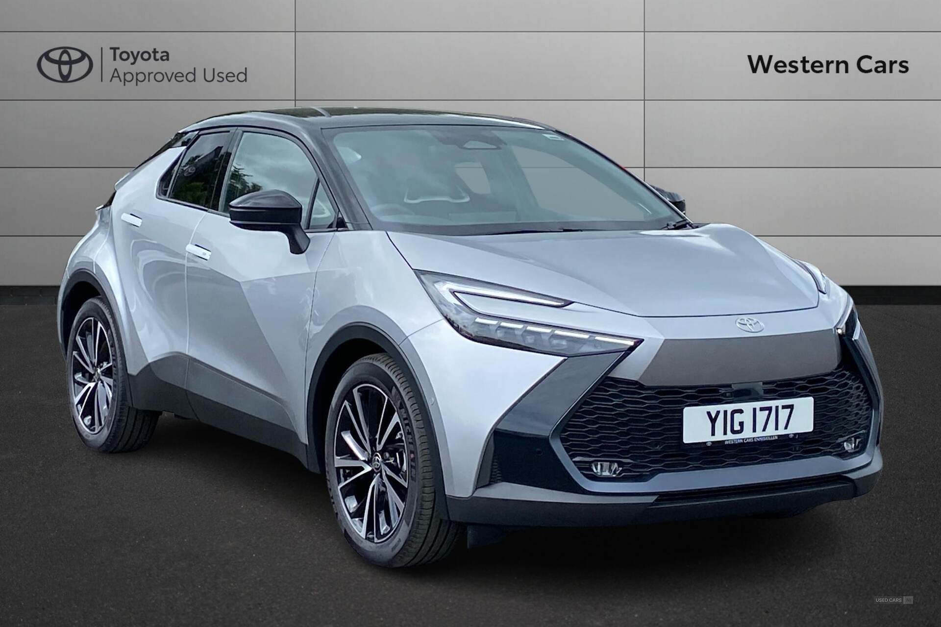 Apr 2025 Toyota C-HR 1.8 Hybrid Excel 5dr CVT