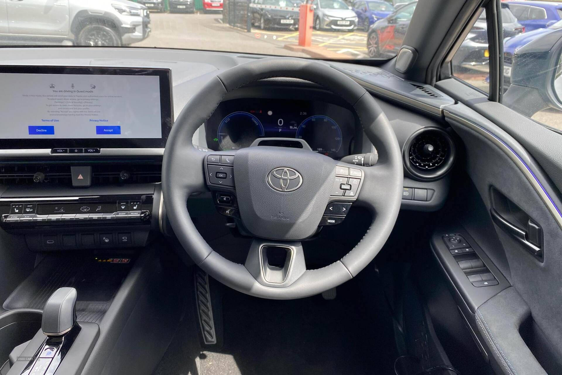 Apr 2025 Toyota C-HR 1.8 Hybrid Excel 5dr CVT