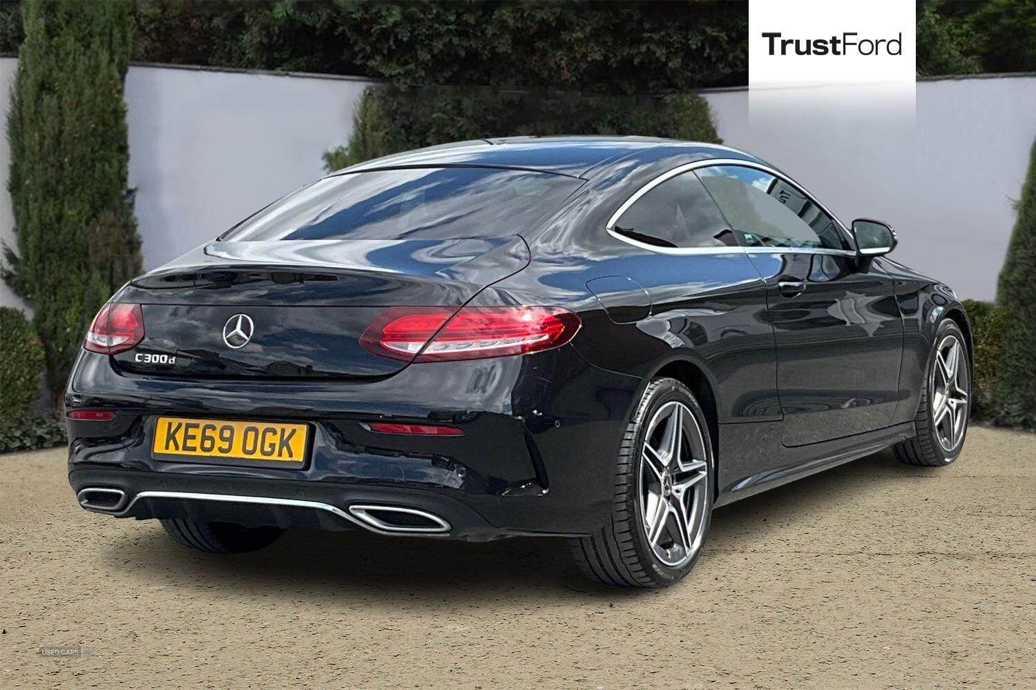 Jan 2020 Mercedes-Benz C Class C300d AMG Line 2dr 9G-Tronic